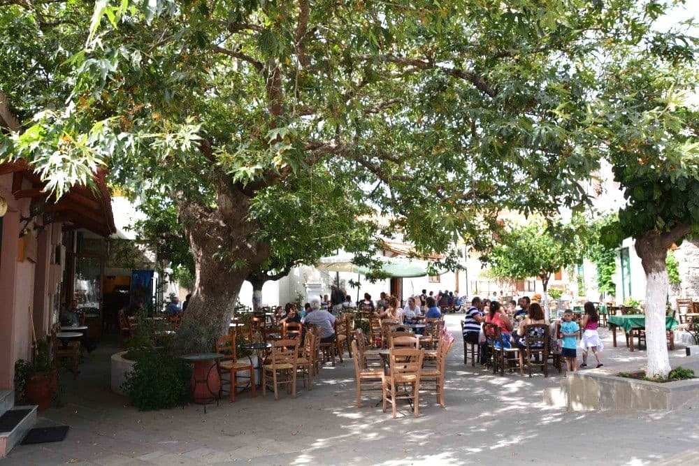 "Τα Ανώγεια και η παραδοσιακή μουσική κρητική κουλτούρα"